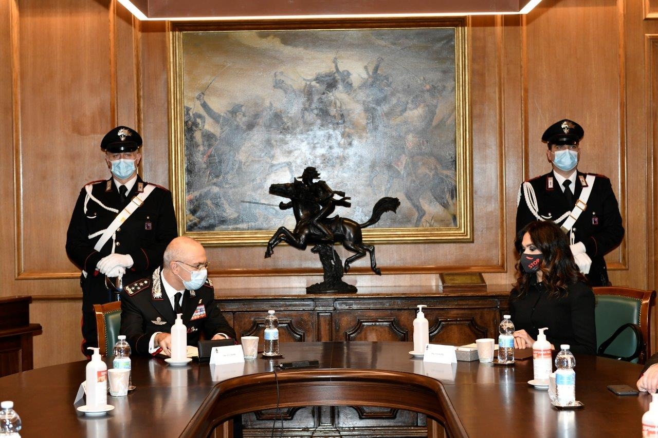 Violenza donne: protocollo tra Arma Carabinieri e associazione Vite Senza Paura
